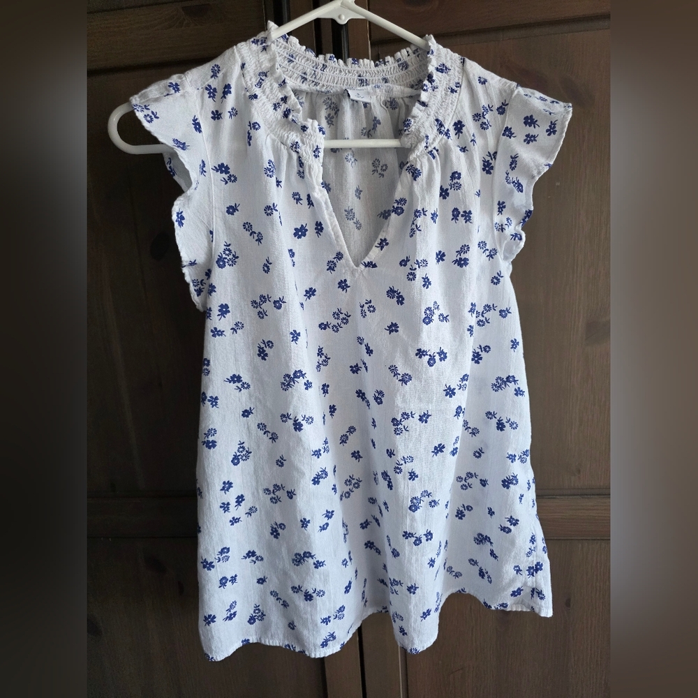 Old Navy White and Blue Floral Top